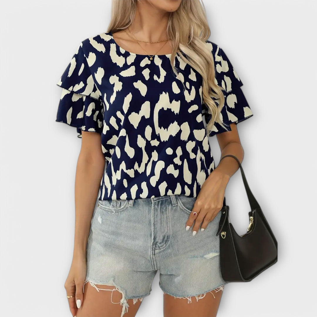 Evelyn – Casual Blouse with Round Neckline