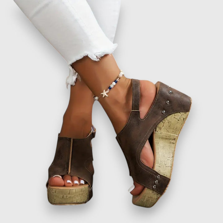 Mia – Vintage Platform Sandal